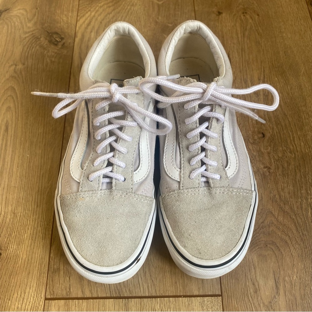 Vans Unisex Old Skool Skate Lifestyle Low Top Shoes Light Gray Women’s Size 6